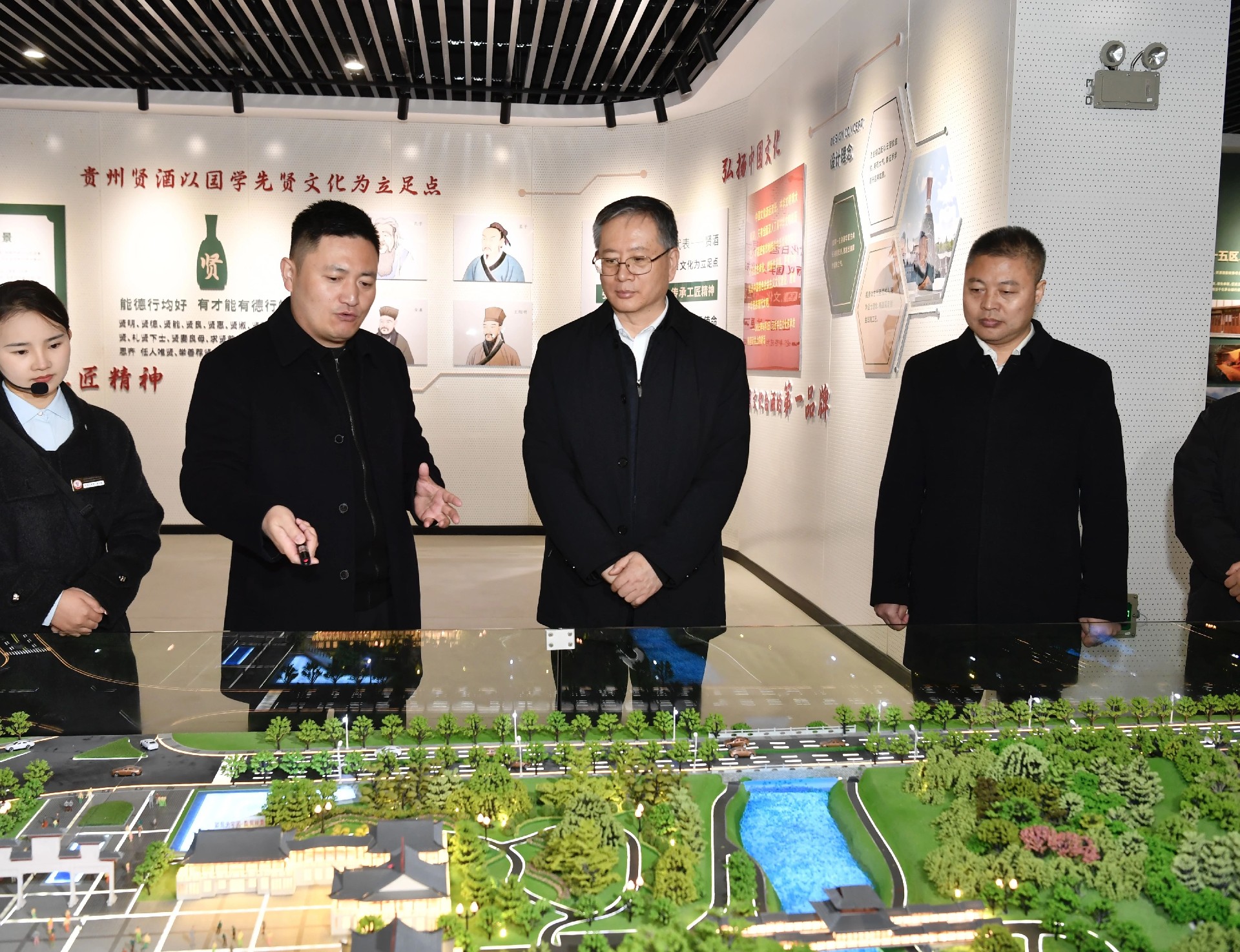 李睿在yl6776永利集团文化庄园调研
